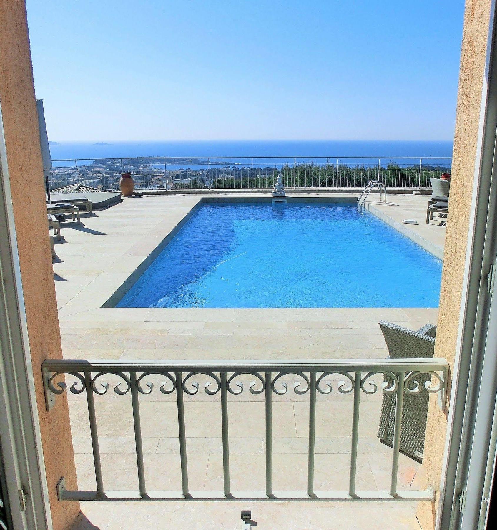 Villa Azur Golf 방돌 외부 사진