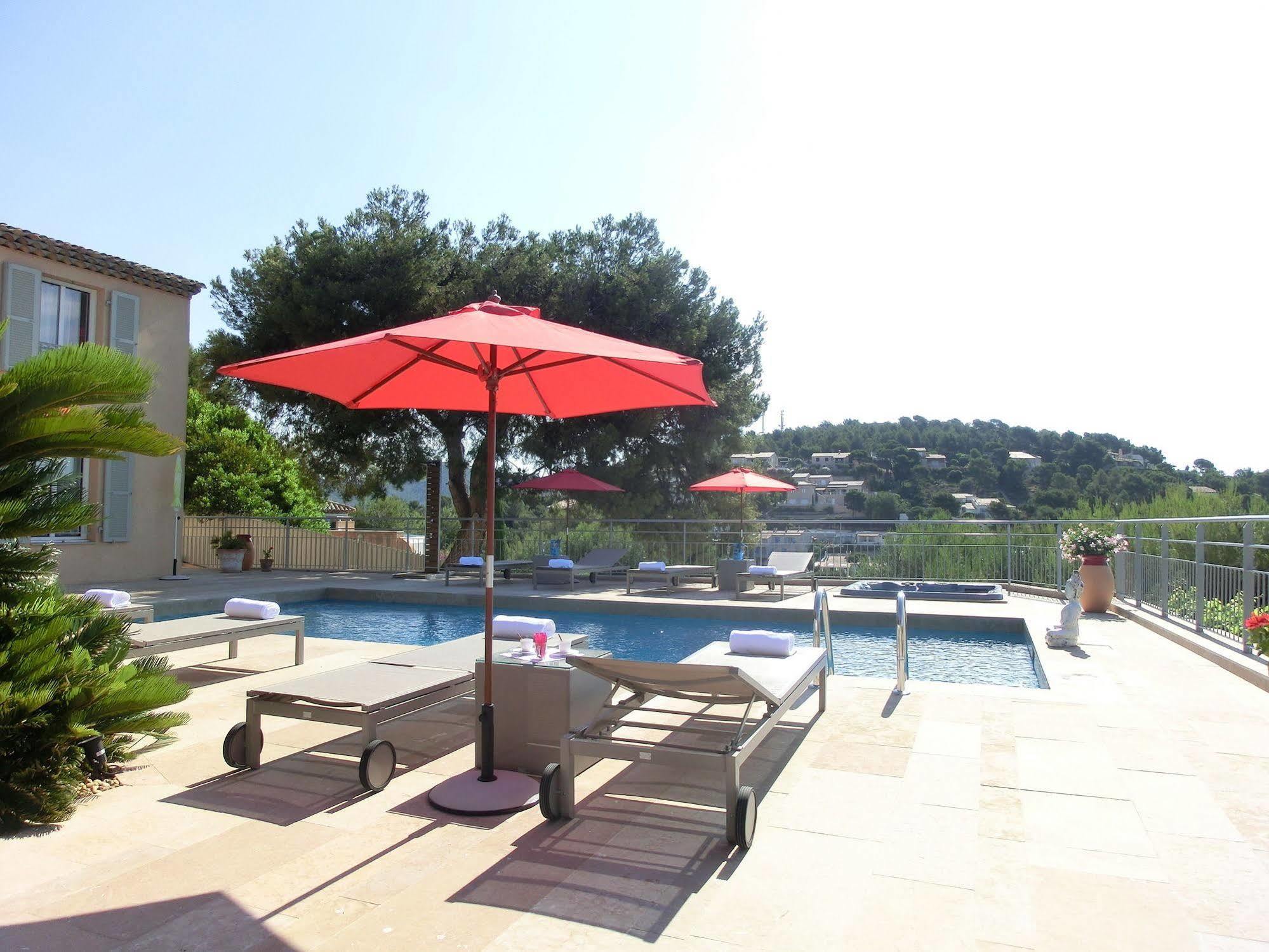 Villa Azur Golf 방돌 외부 사진